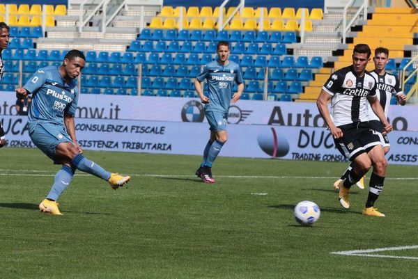 El Atalanta gana y acelera hacia la Champions League