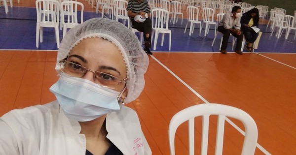 La Nación / Vacunación anti-COVID-19: “Es preferible un pinchazo antes internarse gravemente”