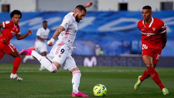 Real Madrid dejó escapar la chance de llegar a la cima, pero sigue en la lucha