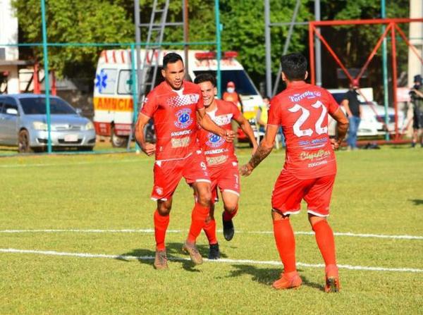 Volvió a la senda del triunfo para permanecer en la cima