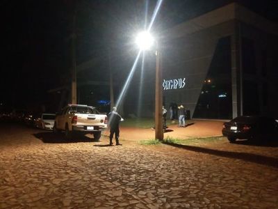 Intervienen fiesta en salón de eventos en Santa Rita