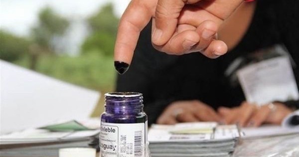 La Nación / Candidato a concejal presentó la campaña “Si no votás, sos cómplice”
