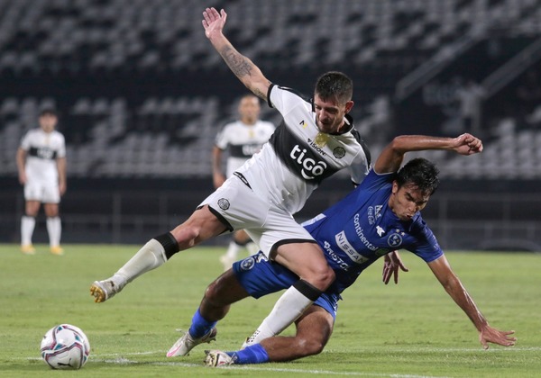 Show de penales y goles en el empate entre Olimpia y Sol