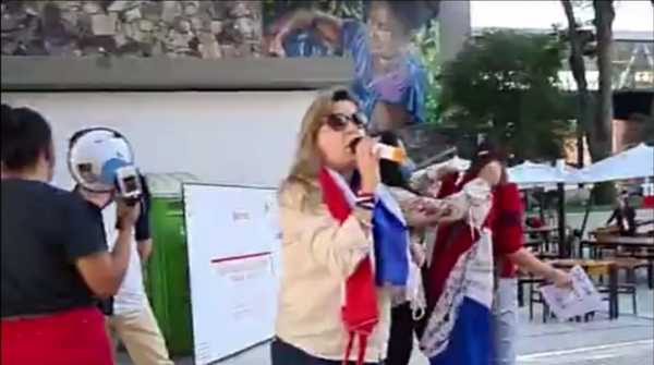 Escrachan a senadora Lilian Samaniego en su propia boda | Noticias Paraguay