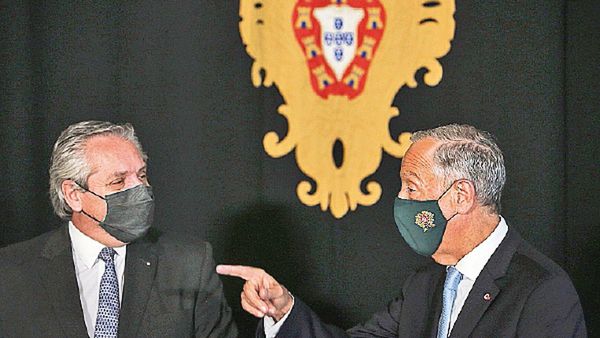 Fernández llega a UE para renegociar su deuda con el FMI