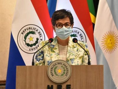 España anuncia importante donación de material de intubación para uso en las UTI