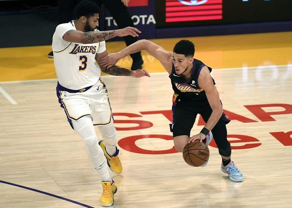 Davis encestó 42 puntos y la Lakers continúan en la pelea - Básquetbol - ABC Color