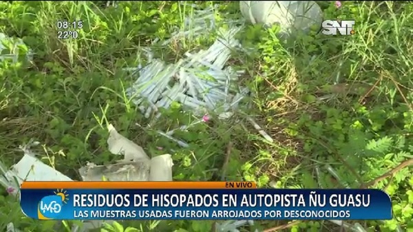 Hisopos usados fueron arrojados en la Autopista Ñu Guasú - SNT