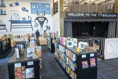 La “última frontera” de Florida le cambia la cara a las bibliotecas públicas - Cultura - ABC Color