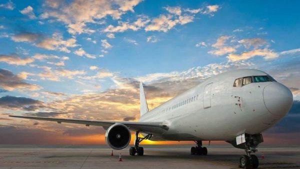Turismo de vacuna: "El que tiene visa yanki tiene oro ku'i"