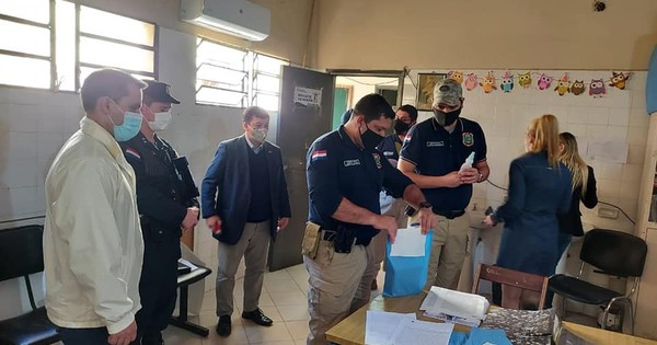 La Nación / Hurto de vacunas en Calle’i: harán peritaje de 14 celulares incautados