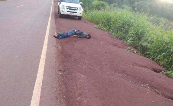 Hallan a un hombre muerto a un costado de la Ruta PY 07