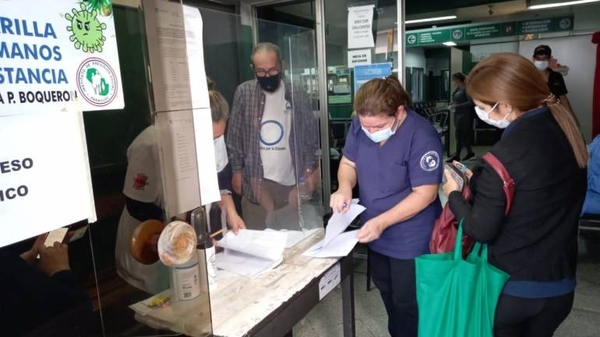 Diario HOY | Quejas por el retraso en el inicio de la vacunación en el IPS Boquerón