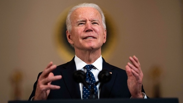 Biden anuló una regla de Trump y devolvió la protección de salud a gays y transgénero | .::Agencia IP::.