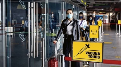 Diario HOY | Turismo de vacuna: por día 500 personas viajan a EEUU y da cierto respiro al sector