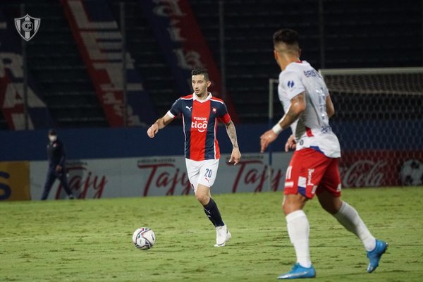 VAR: dan a conocer revisiones de jugadas polémicas del encuentro entre Cerro y Nacional