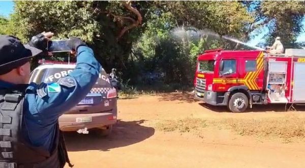 Vehículo utilizado en asalto fue incinerado en Brasil