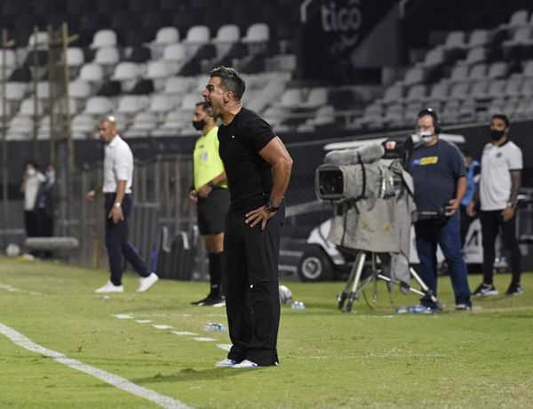 “Me siento capaz de poder darle una mano a Sol de América” - Sol de América - ABC Color