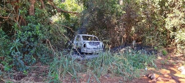 Hallan incinerado vehículo utilizado en atraco a móvil que transportaba valores en Pedro Juan - Nacionales - ABC Color