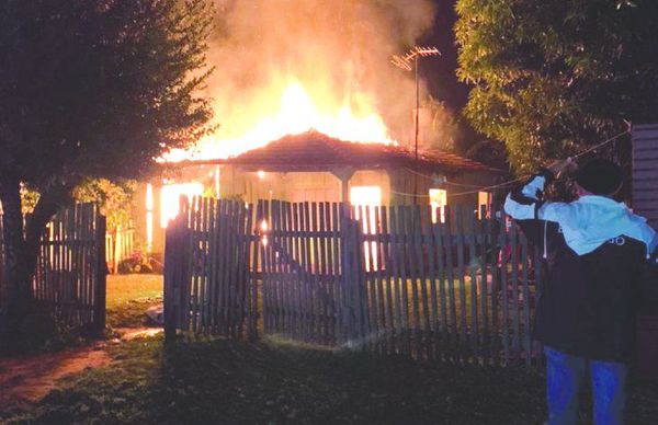 Caaguazú: Fuego consumió todo, menos altar de la Divina Misericordia