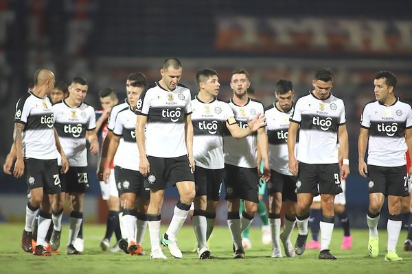 Crónica / “O” LIMPIA SU PLANTEL