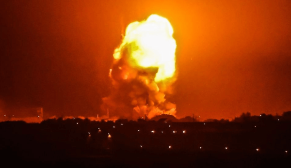 Israel bombardea Gaza tras disparos de cohetes - Noticiero Paraguay