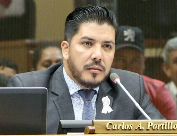 Carlos Portillo, involucrado en un nuevo negociado de cargos