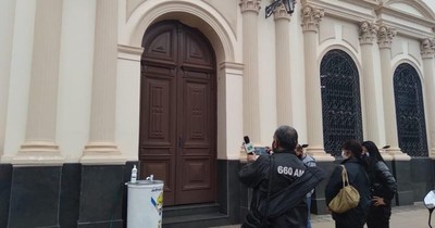La Nación / COVID-19: por falta de dosis, suspenden vacunación en Concepción