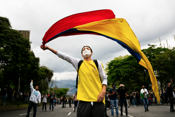 Embajador de Colombia dice que protestas son manejadas por involucrados a socialismo del siglo XXI | Ñanduti
