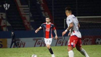 Futbolista de Nacional cree que sí "FUE PENAL"