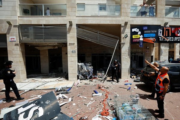 Bombardeo de Hamas: dos muertos y 70 heridos