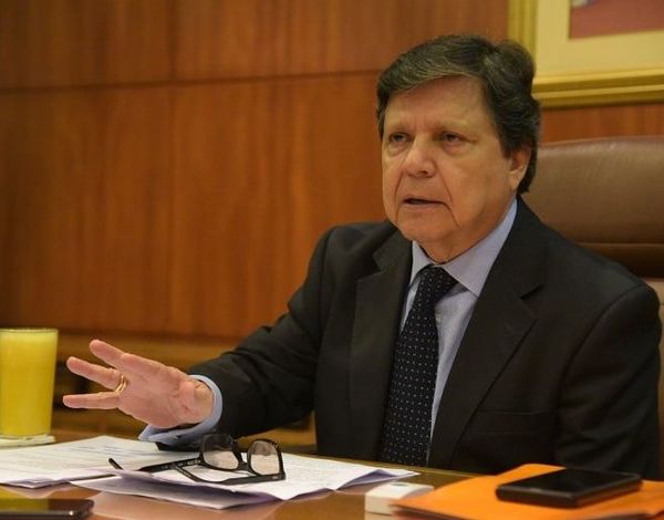 Euclides Acevedo califica de «hijaputez» que Obdulia Florenciano haya hablado con él mientras se grababa la conversación