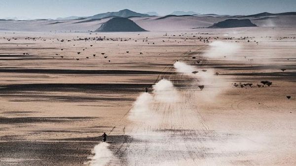El Dakar 2022, un festín de arena y dunas con debut de coches híbridos