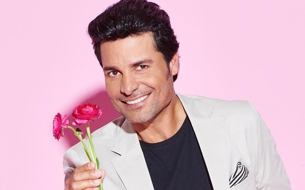 ¡Vamos a ver a Chayanne! Hijo engaña a su mamá para llevarla a vacunar contra el virus