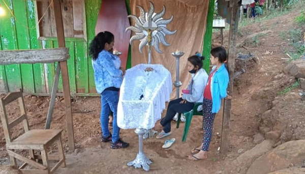 Hombre mata a puñaladas a su propio hermano - Noticiero Paraguay