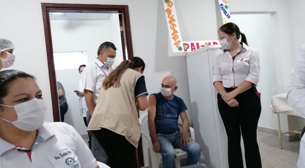 Sigue el descenso de casos de covid y bajó índice de mortalidad, afirman