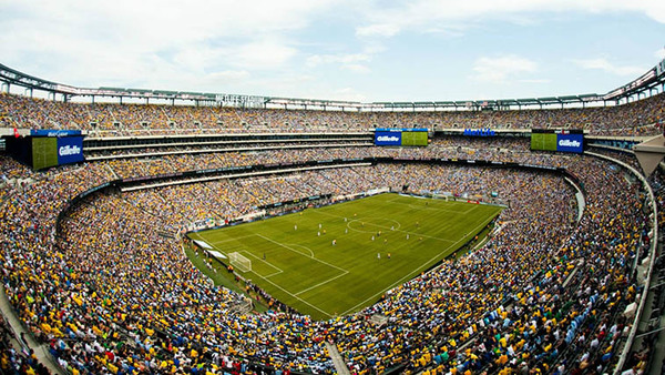 Multa de US$ 6,5 millones a dueña de derechos de TV en fútbol desata crisis - ADN Digital