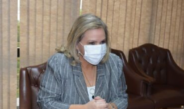 Senadora dice que tiene “registrada” a personas que protagonizaron incidentes durante su boda - Noticiero Paraguay