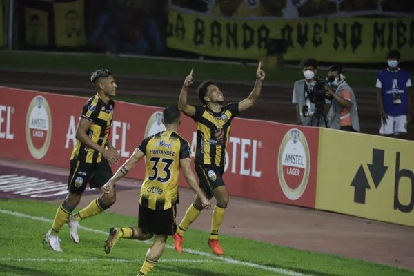 Táchira remonta y obliga a Olimpia a ganar en La Paz - Fútbol Internacional - ABC Color