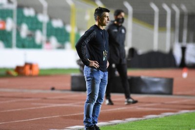 El The Strongest de Gustavo Florentín derrota a Barcelona y sigue vivo en la Copa