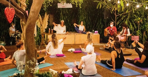 La Nación / Amantes del yoga se reunieron en Asunción