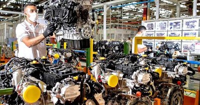 La Nación / Producción y venta de los vehículos bajan en Brasil