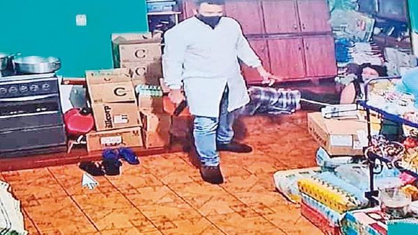 Dos falsos médicos perpetran un millonario asalto en Itapúa
