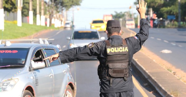 La Nación / Giuzzio: La prepotencia policial se debe desterrar