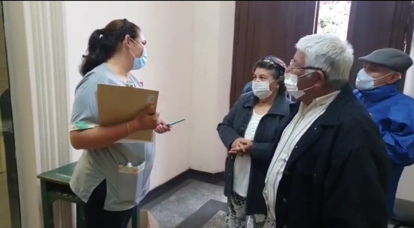 Dosis insuficientes en Concepción y hoy se reanudaría inmunización