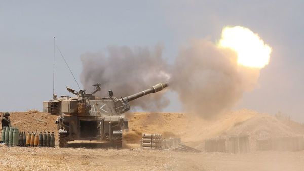 Milicias lanzan desde Gaza 850 cohetes, según Israel