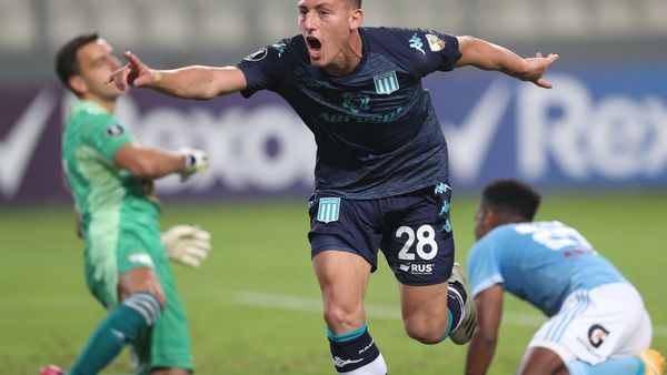 Racing deja a Sporting Cristal al borde de la eliminación