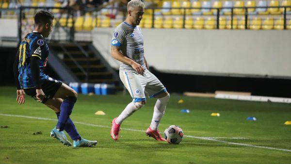 12 de Octubre ante Huachipato por el liderato del Grupo A