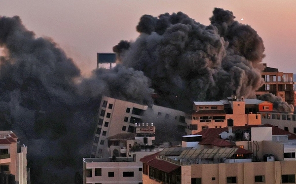 Israel responde con 500 bombardeos a más de 1.000 cohetes disparados desde Gaza
