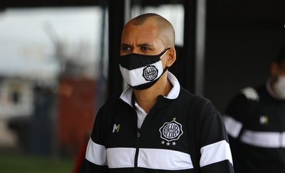Un Olimpia al borde de la hecatombe llega a Bolivia en busca de una victoria que le de oxigeno